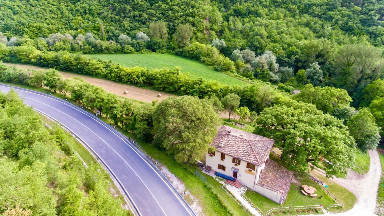 Villa Agriturismo le due querce à Cerreto di Spoleto Extérieur photo